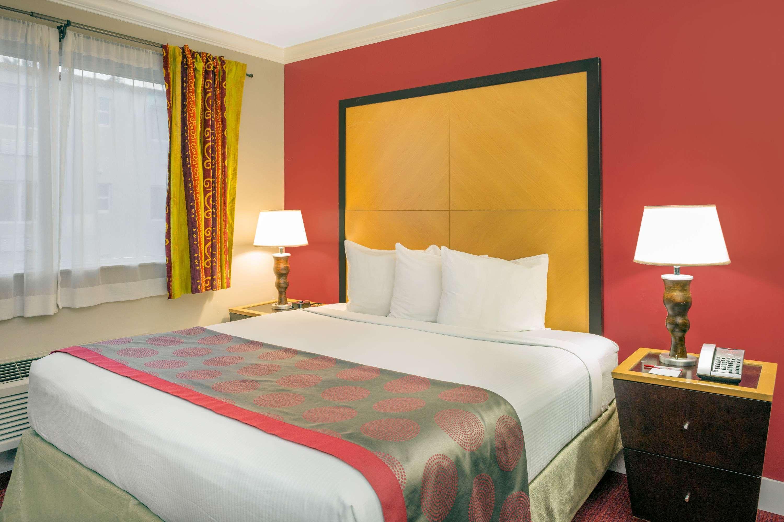 Отель Ramada By Wyndham Miami Springs/Miami International Airport Экстерьер фото
