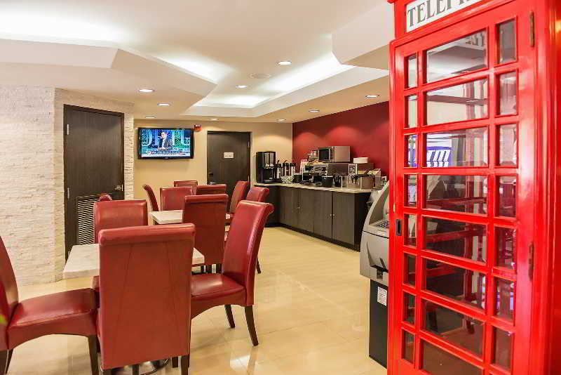 Отель Ramada By Wyndham Miami Springs/Miami International Airport Экстерьер фото