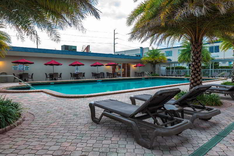 Отель Ramada By Wyndham Miami Springs/Miami International Airport Экстерьер фото