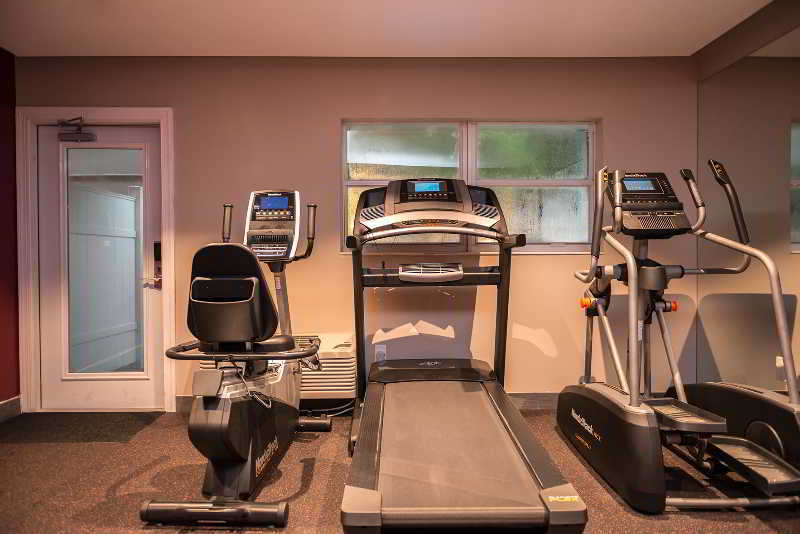 Отель Ramada By Wyndham Miami Springs/Miami International Airport Экстерьер фото